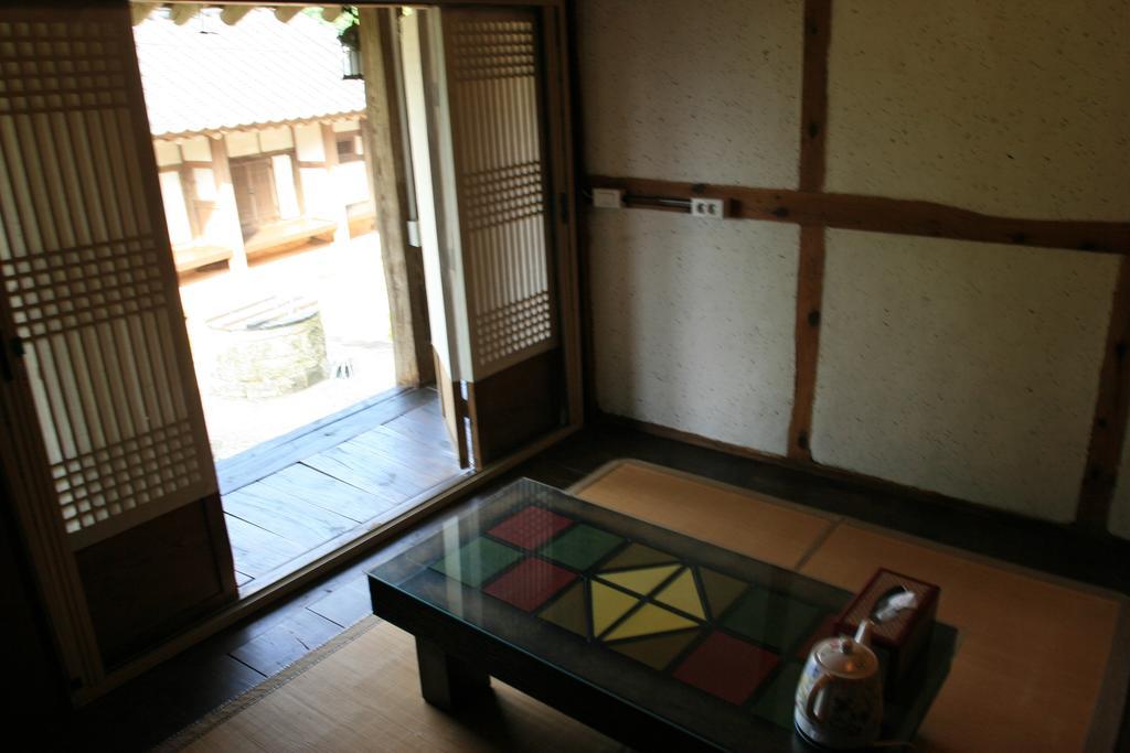 Jinrae Lee'S Traditional House Boseong Bagian luar foto