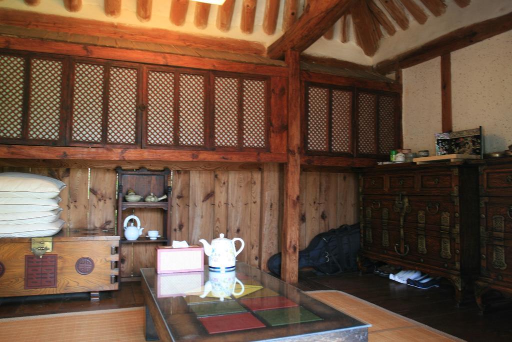 Jinrae Lee'S Traditional House Boseong Bagian luar foto