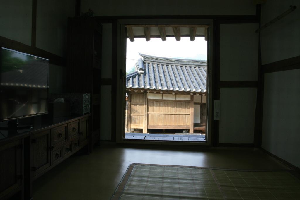 Jinrae Lee'S Traditional House Boseong Bagian luar foto