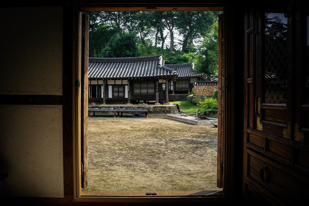 Jinrae Lee'S Traditional House Boseong Bagian luar foto